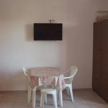 Skiathos Studios 3* העיירה סקיאתוס