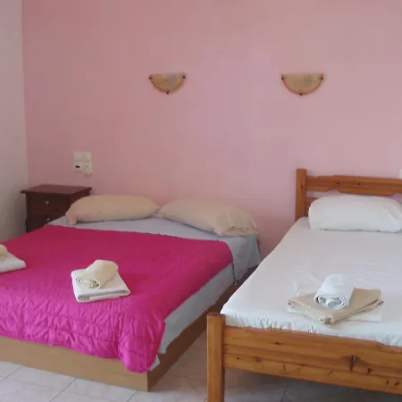 Lägenhetshotell Skiathos Studios *