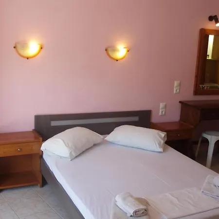Skiathos Studios 4*